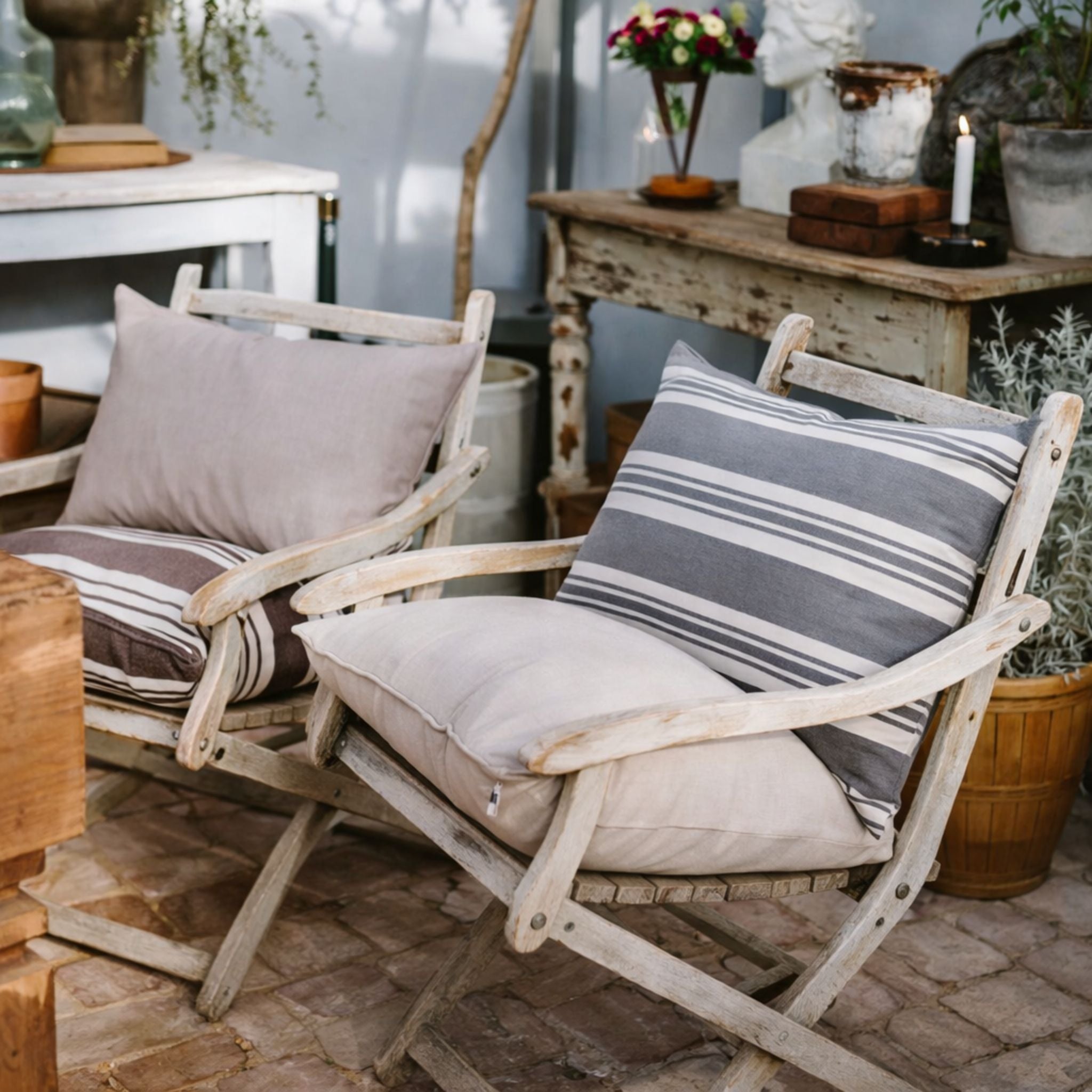 Udendørspude 40x60 - Grå stribet