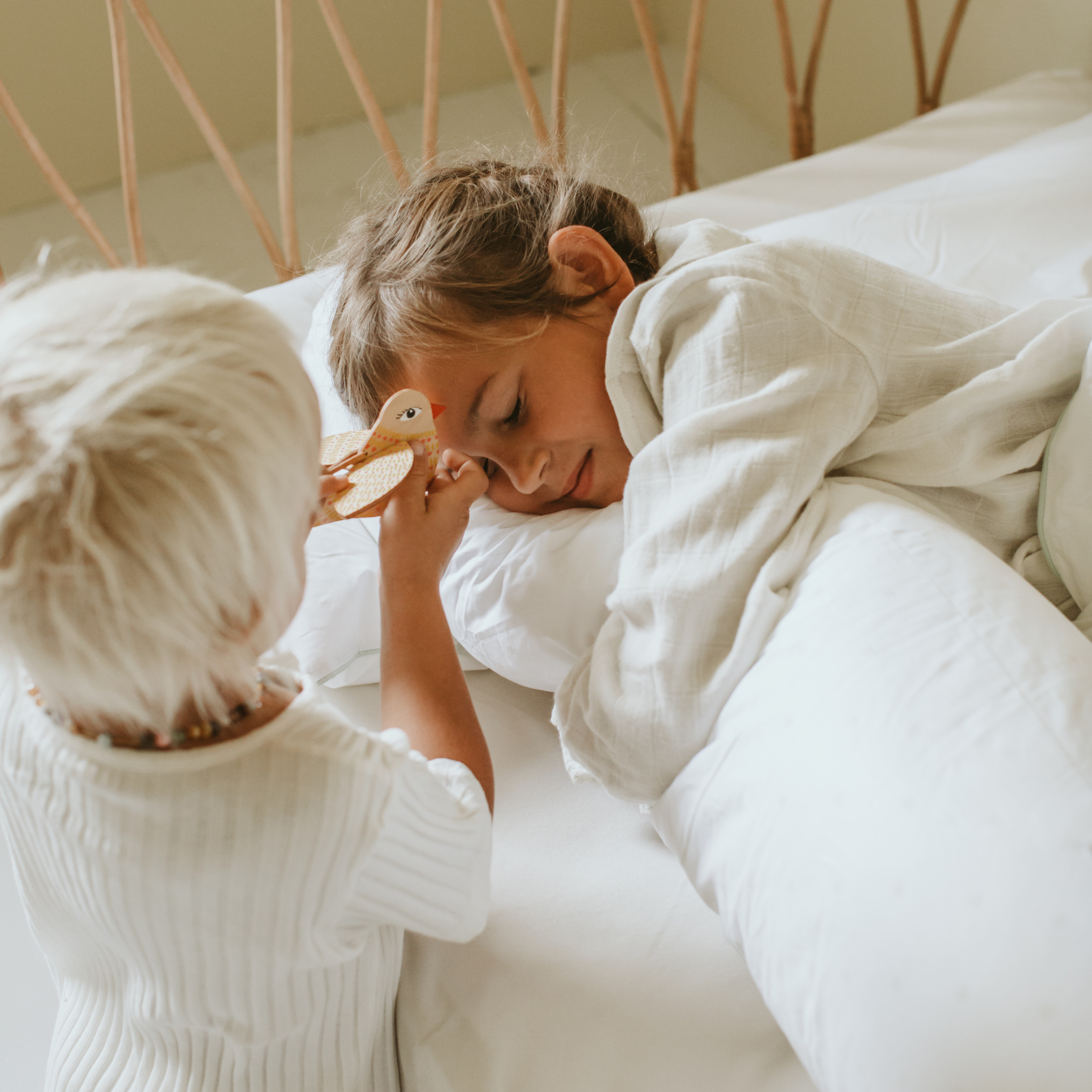 Comfort-I Junior Støttepude inkl. betræk - Hvid