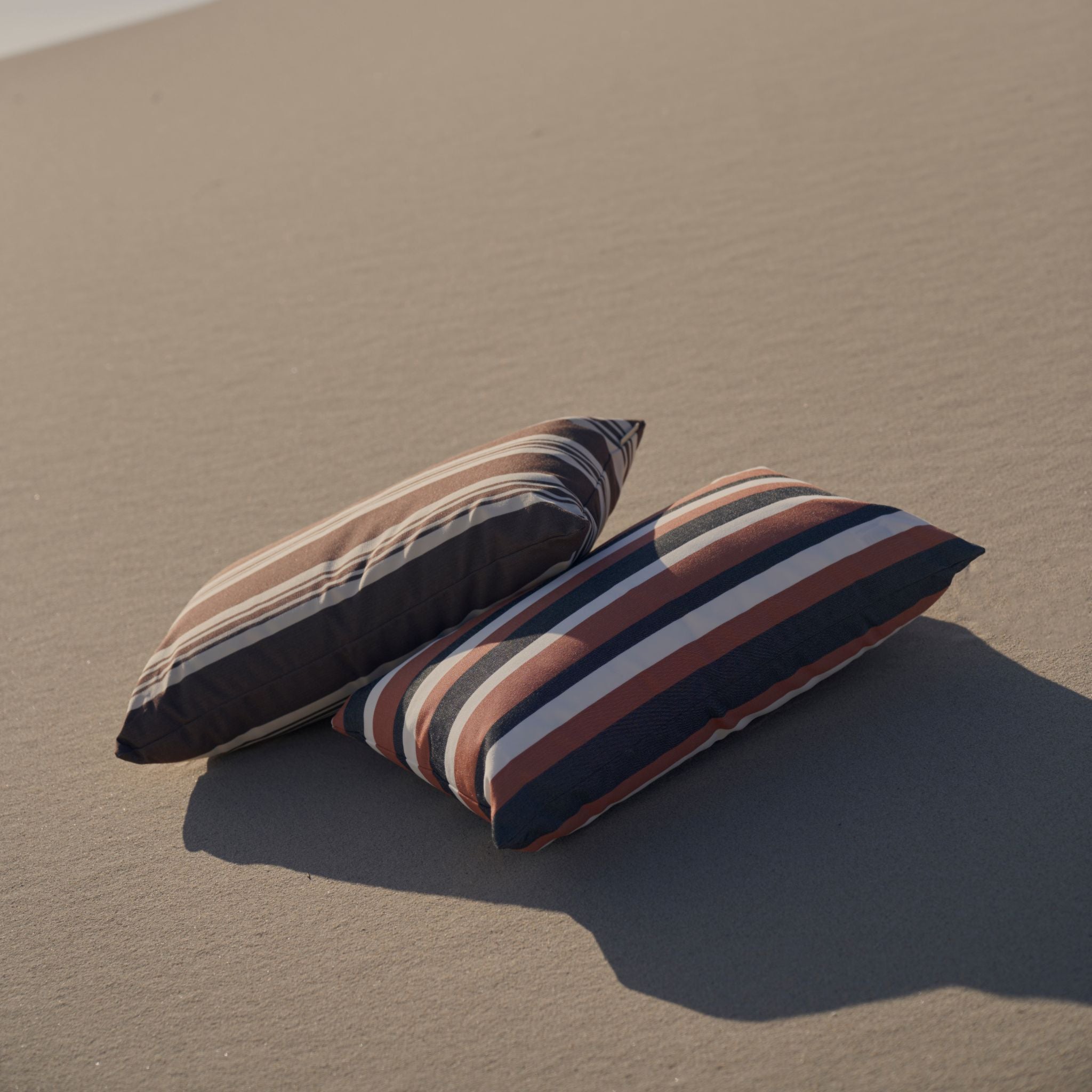 Udendørspude 40x60 - Terracotta/Grå stribet